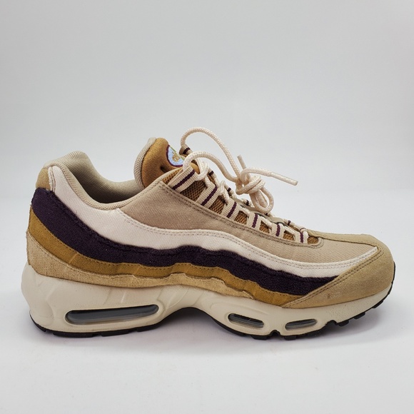 Nike Air Max 95 Premium Suede Canvas - Picture 6 of 8